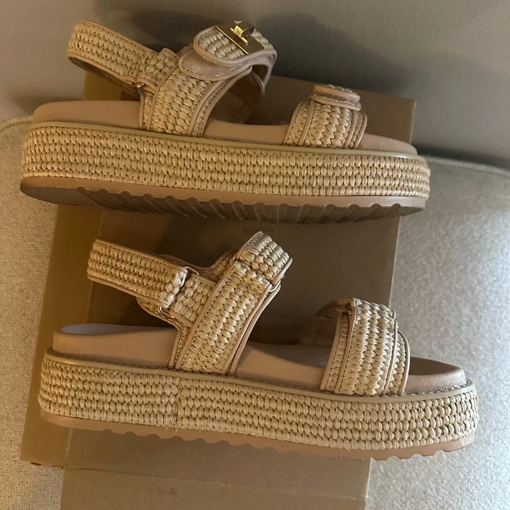 Steve Madden comfort wrapped like